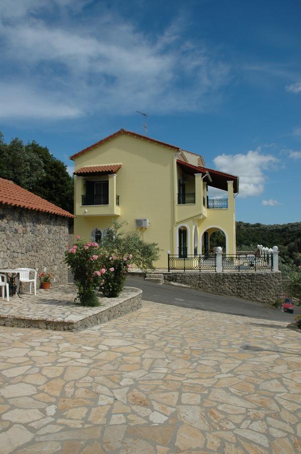 Corfu Villa Kokkini With Swimming Pool Kokkínion Eksteriør billede